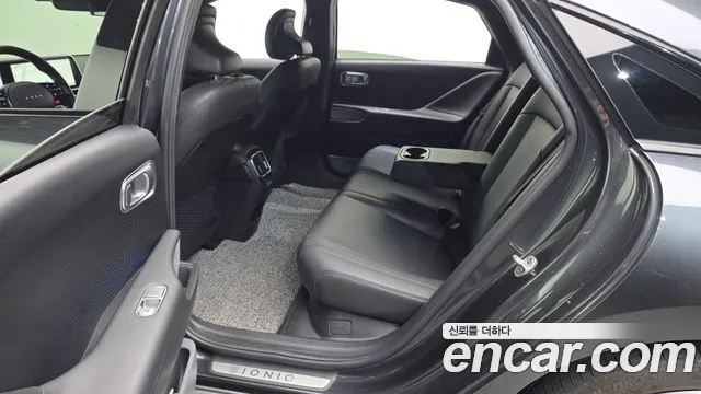Hyundai Ioniq6 — Фото автомобиля 12