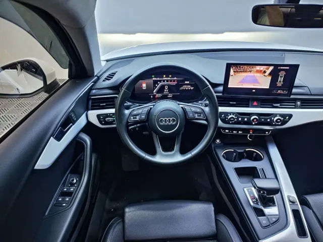 Audi A4L — Фото автомобиля 11
