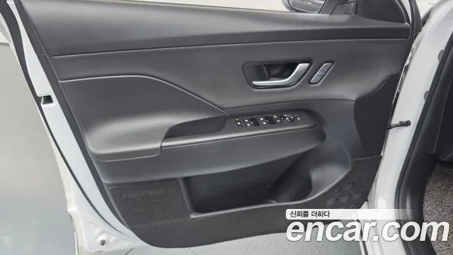 Hyundai Kona — Фото автомобиля 24