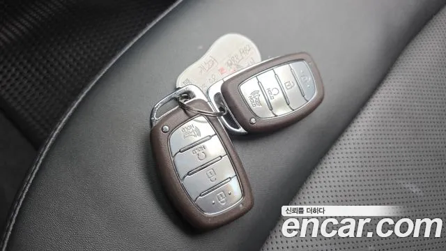 Hyundai Casper Casper Turbo Essential Light — Фото автомобиля 19