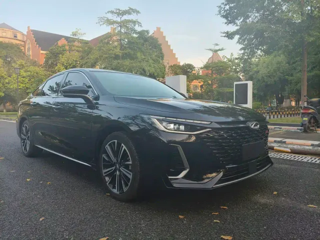 Chery Arrizo 8 — Фото автомобиля 3