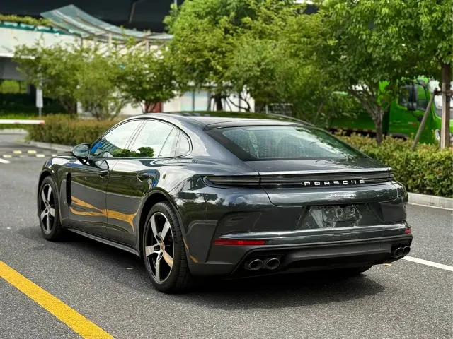 Porsche Panamera — Фото автомобиля 7