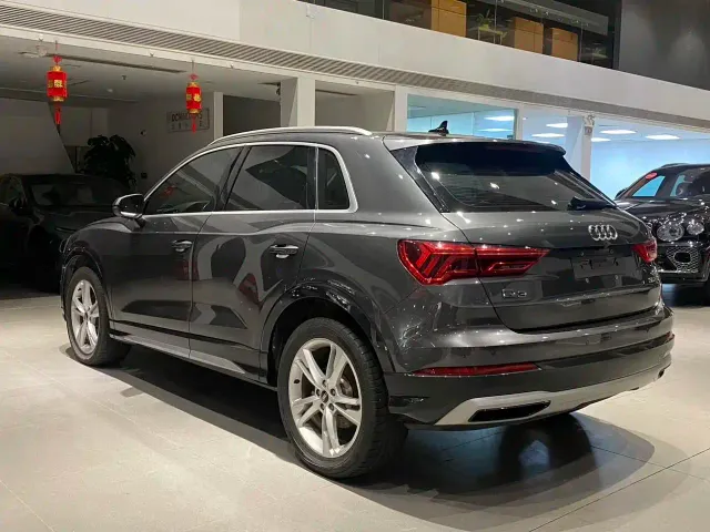 Audi Q3 — Фото автомобиля 6