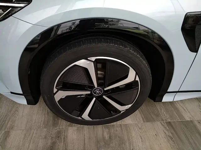BYD Song L EV 2024 662km Surpassing Type — Фото автомобиля 22