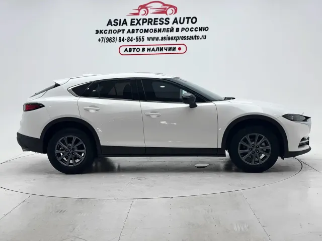 Mazda CX-4 — Фото автомобиля 9