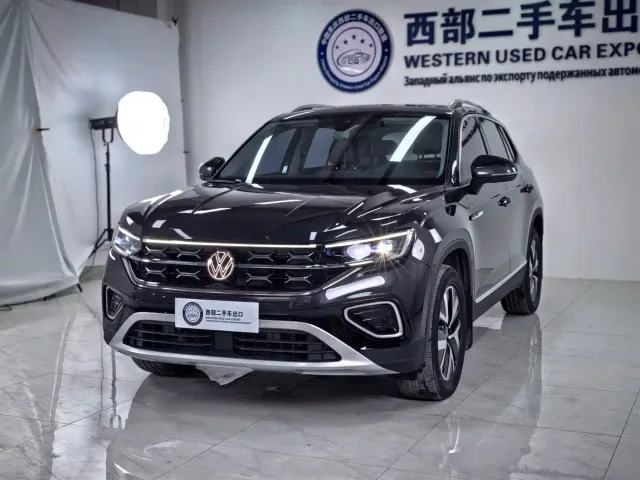 Фотография автомобиля — Volkswagen Tayron
