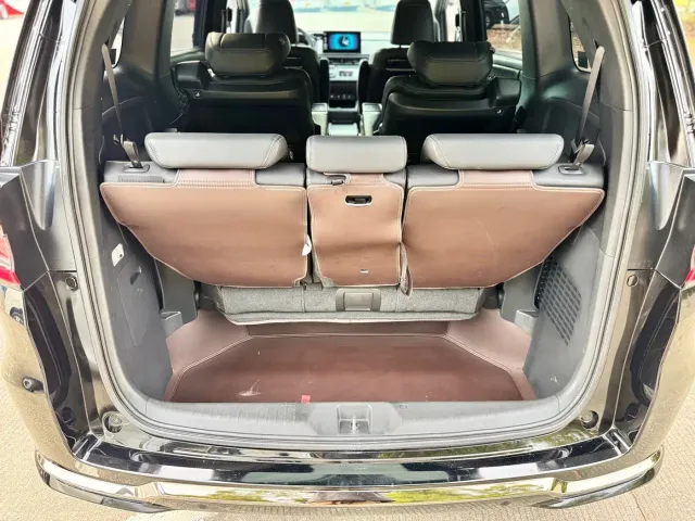 Honda Elysion — Фото автомобиля 25