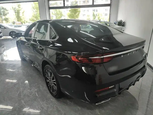 Geely Xingrui — Фото автомобиля 4