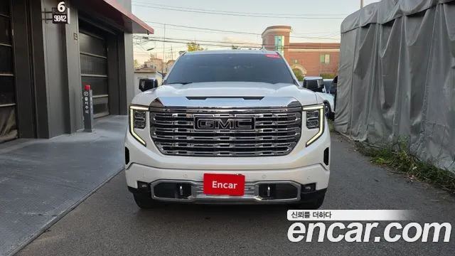 GMC Sierra — Фото автомобиля 3