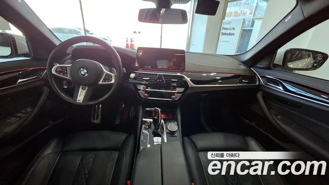 BMW 5 Series G30 — Фото автомобиля 7