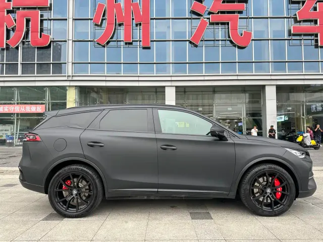 BYD Tang — Фото автомобиля 6