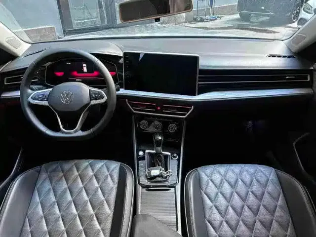 Volkswagen Sagitar — Фото автомобиля 8