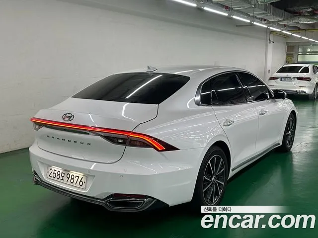 Hyundai Grandeur Grandeur (New) — Фото автомобиля 5