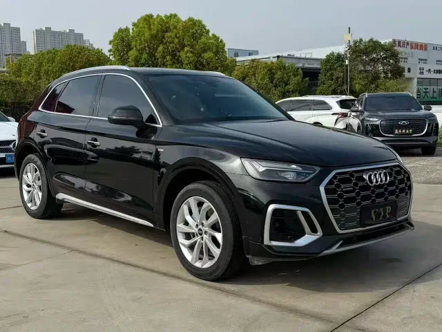 Audi Q5L — Фото автомобиля 3