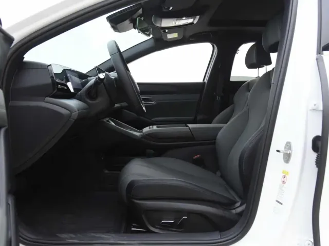 BYD Qin L 2025 EV 470KM Leading Edition — Фото автомобиля 4