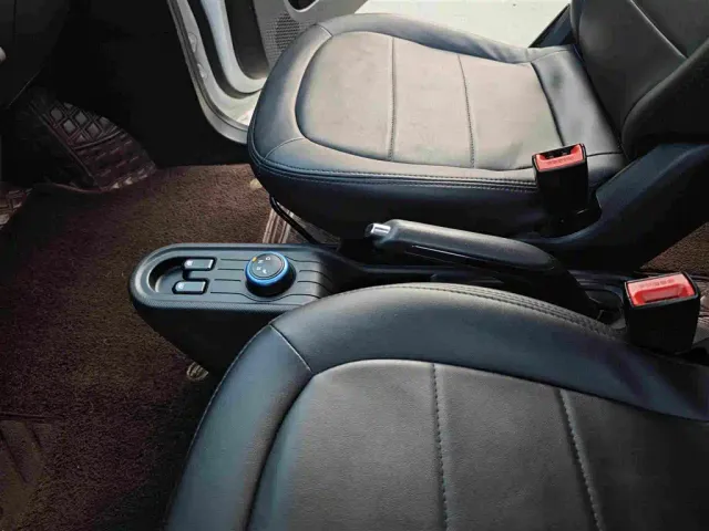 Wuling Hongguang Mini EV — Фото автомобиля 12