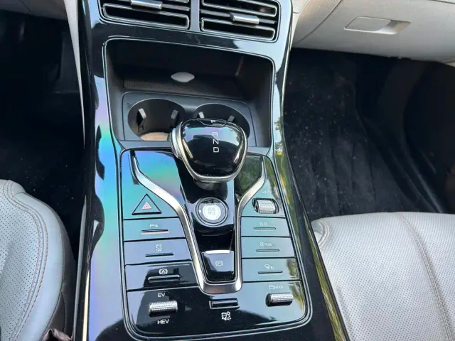 BYD Qin PLUS — Фото автомобиля 11