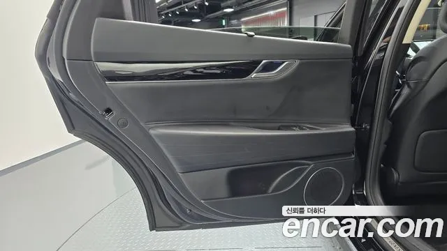 Genesis G80 RG3 — Фото автомобиля 13