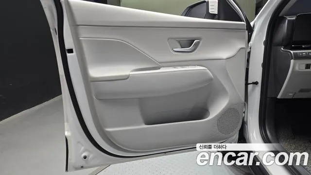 Hyundai Kona — Фото автомобиля 13