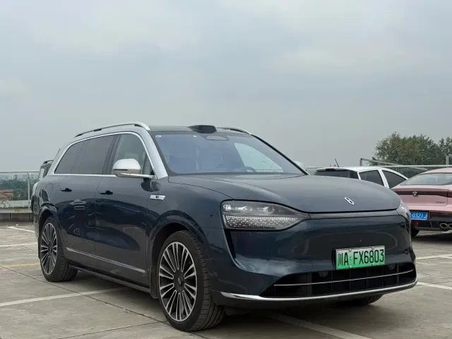 Aito M9 — Фото автомобиля 3