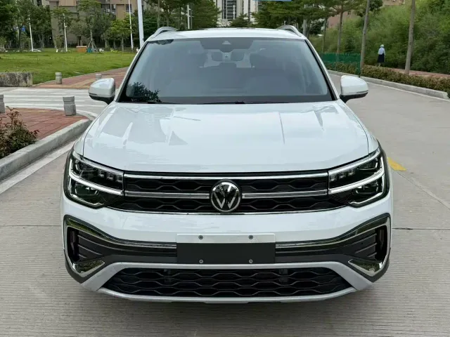 Volkswagen Tharu — Фото автомобиля 2