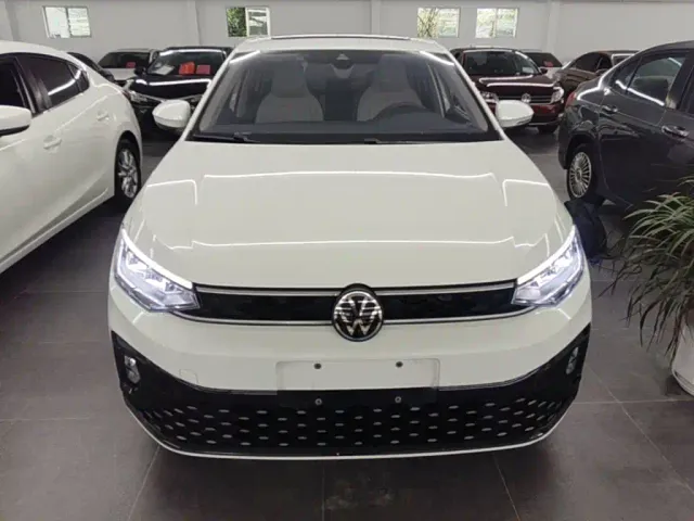 Volkswagen Lavida — Фото автомобиля 2