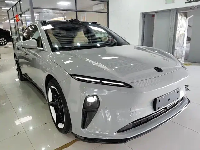Nio ET5 — Фото автомобиля 3