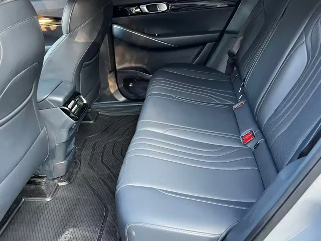 Geely Galaxy E5 — Фото автомобиля 5
