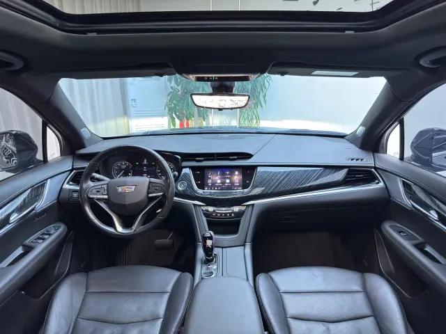 Cadillac XT6 — Фото автомобиля 4