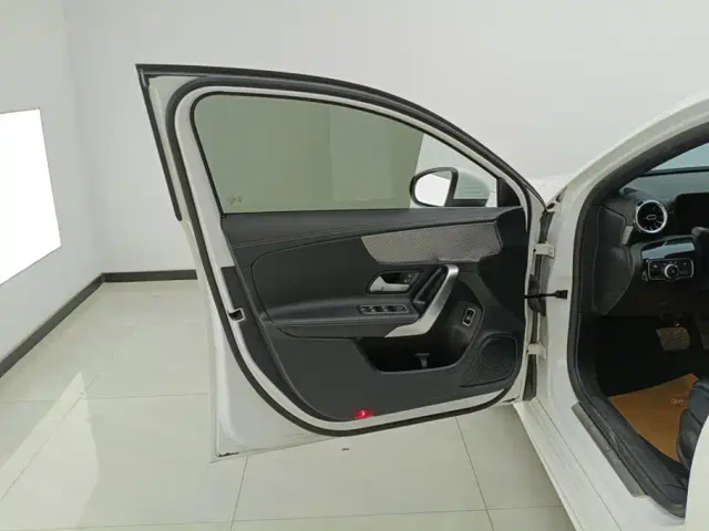 Mercedes-Benz A-Class — Фото автомобиля 7
