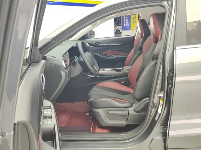 Changan Oushang X5 — Фото автомобиля 9
