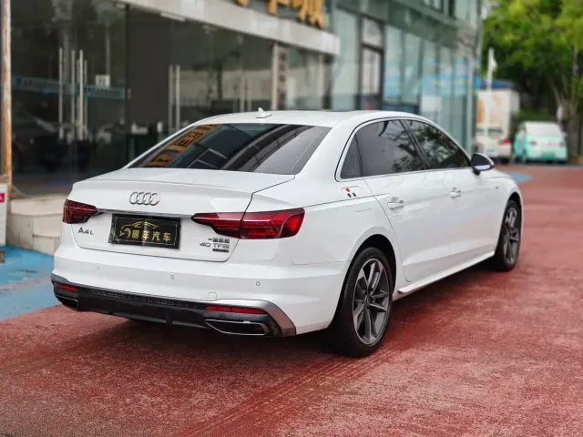 Audi A4L — Фото автомобиля 4