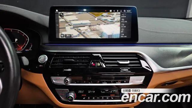 BMW 5 Series G30 — Фото автомобиля 18