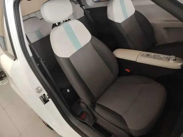 Changan Lumin — Фото автомобиля 24
