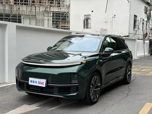 Фотография автомобиля — Li Auto L9