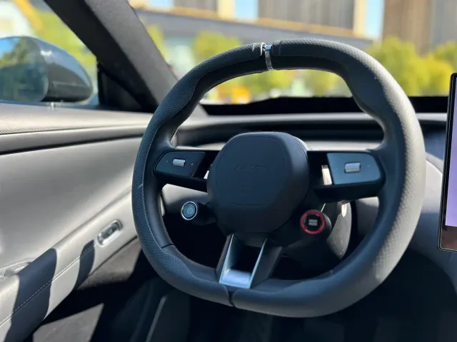 Xiaomi YU7 — Фото автомобиля 17