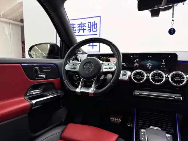 Mercedes-Benz GLB AMG — Фото автомобиля 17