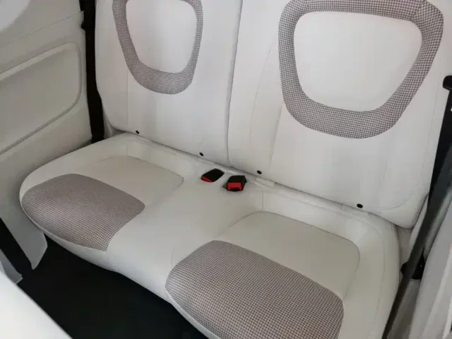 Wuling Hongguang Mini EV — Фото автомобиля 16