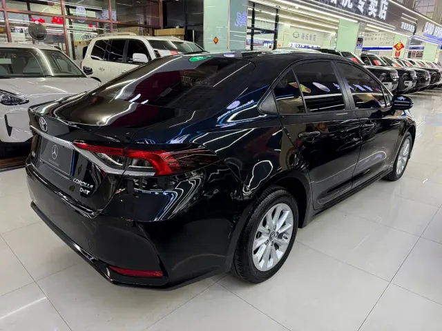 Toyota Corolla — Фото автомобиля 6