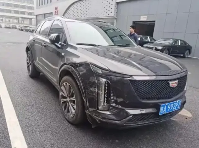 Cadillac XT5 — Фото автомобиля 12