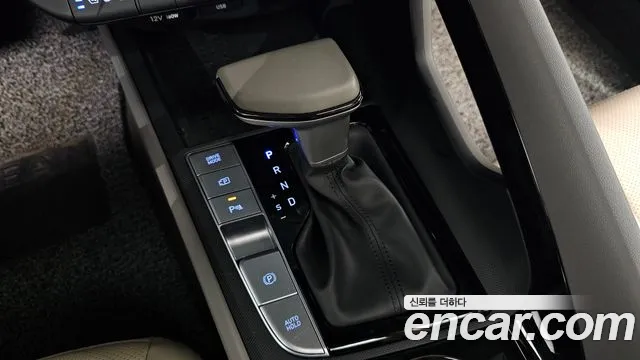 Hyundai Avante — Фото автомобиля 12