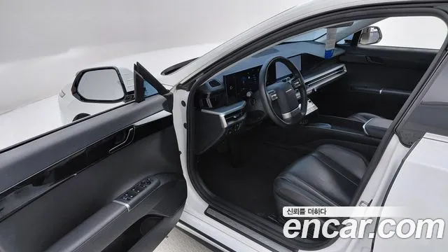 Hyundai Grandeur Grandeur (GN7) — Фото автомобиля 10