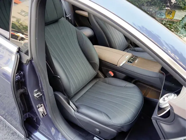 Mercedes-Benz EQS — Фото автомобиля 16