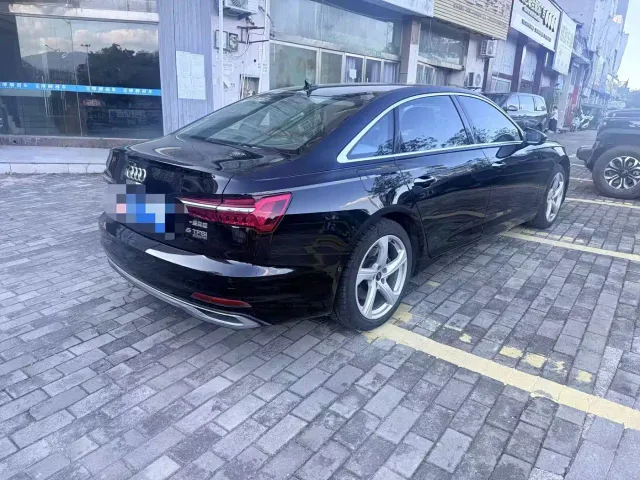 Audi A6L — Фото автомобиля 9