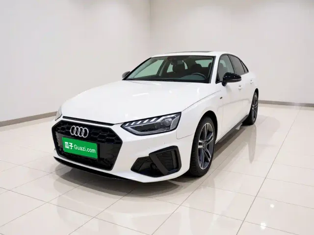 Фотография автомобиля — Audi A4L