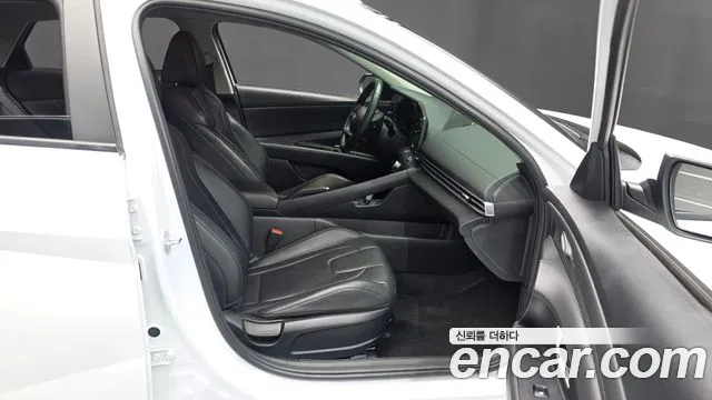 Hyundai Avante CN7 — Фото автомобиля 16
