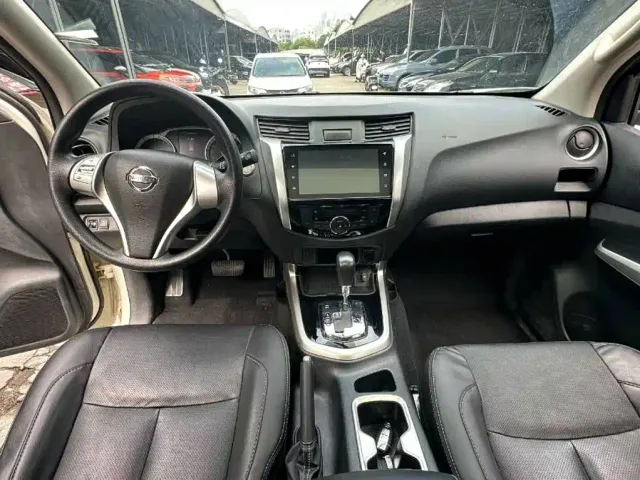 Nissan Terra 2020 2.5L XL Upper Automatic 2WD Luxury Edition — Фото автомобиля 4