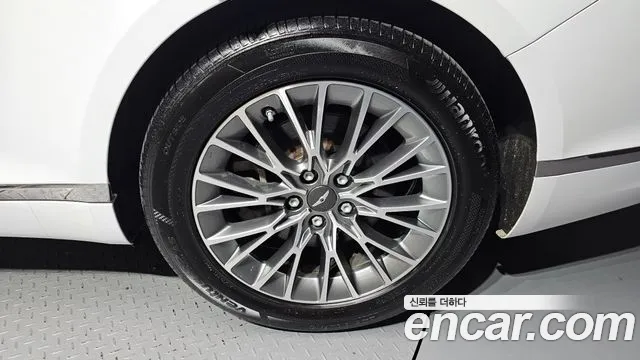 Genesis G80 Бензин 2.5 турбо AWD — Фото автомобиля 20