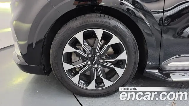 Kia Canival Carnival 4 поколение Бензин 9 мест Hi-Limousine — Фото автомобиля 3