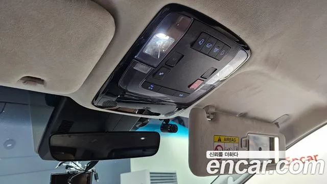Hyundai Staria Staria — Фото автомобиля 24